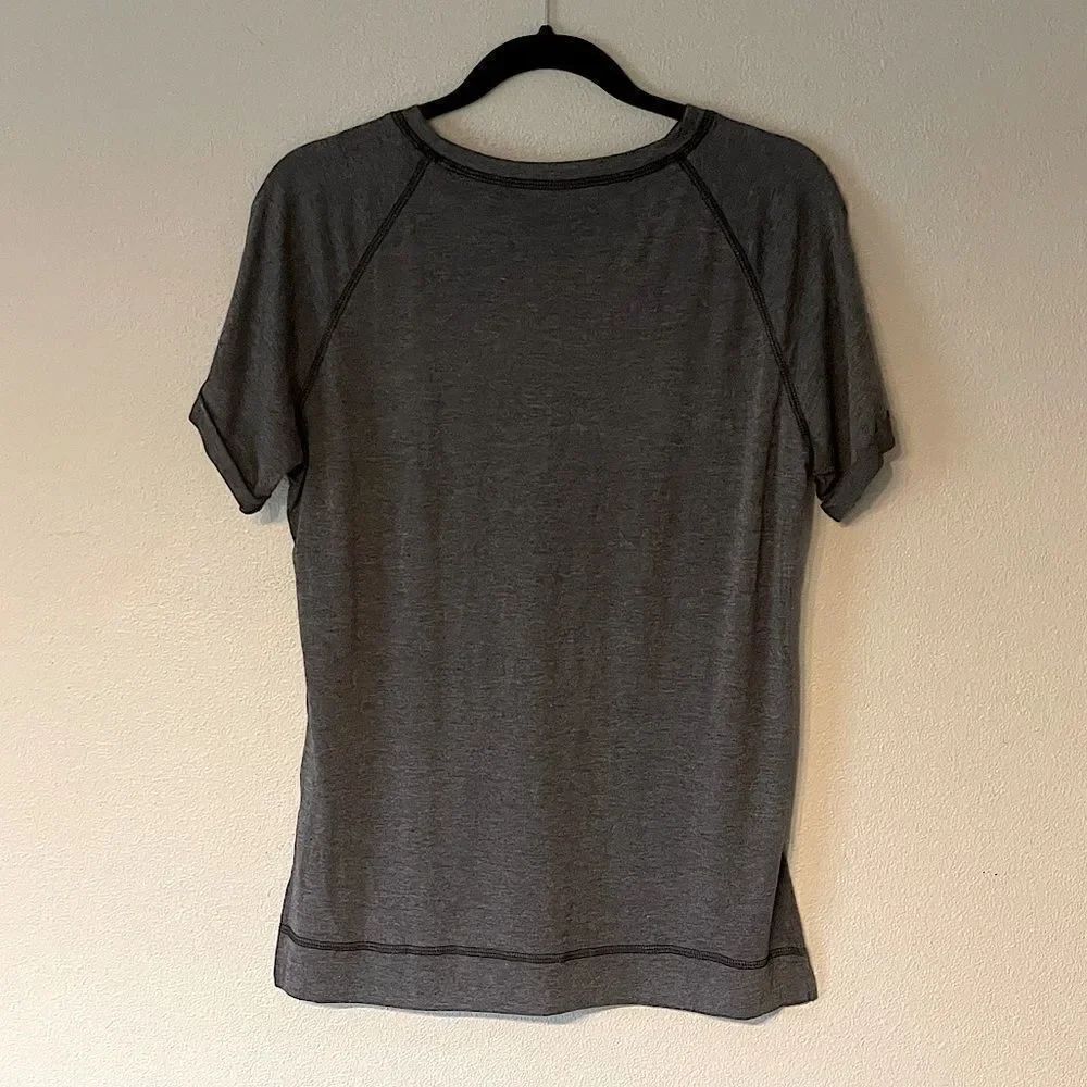 NWOT!! Dark Gray, Short-Sleeve, T-Shirt. Size Medium. - Picture 5 of 7